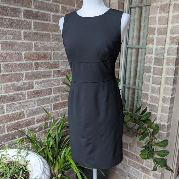 Ann Taylor Dresses & Skirts - NWT.. Ann Taylor Sheath Black Dress size 0